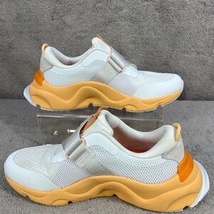 Sorel Kinetic RNEGD NL4701-100 Sneakers Velcro Strap Sz 8.5 Athletic Activewear